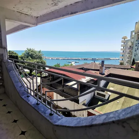 Appartamento Lazur Seaview